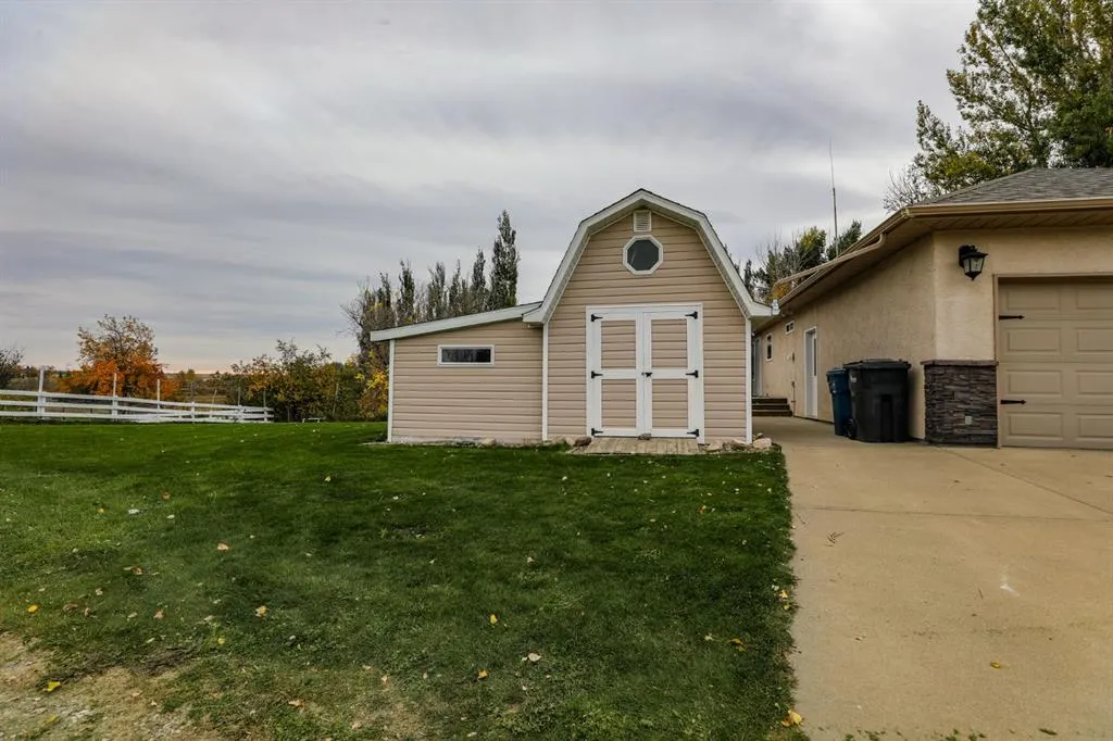 429 S 2 Street W