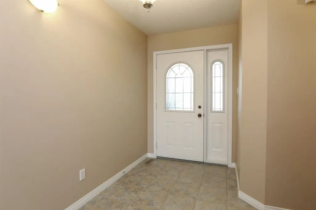 429 S 2 Street W