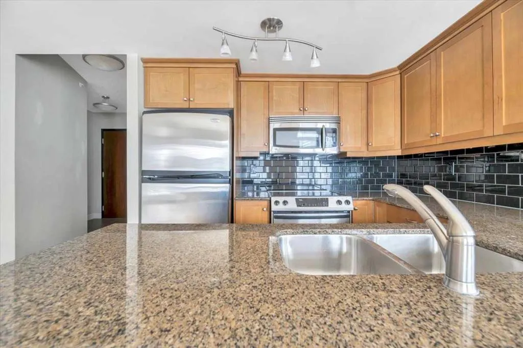 910 5 Avenue SW #1607
