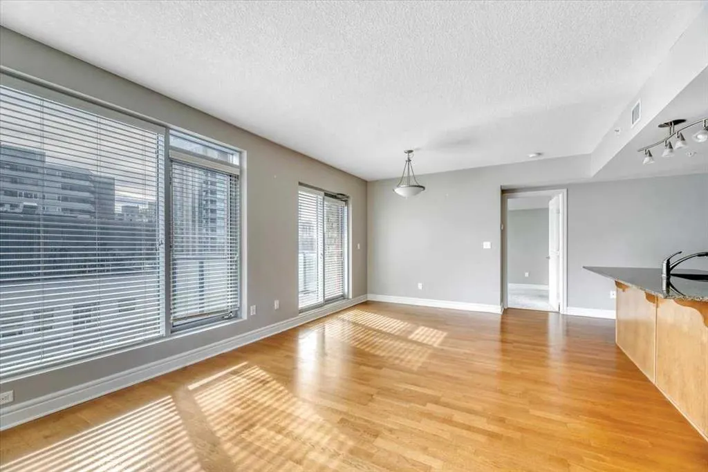 910 5 Avenue SW #1607