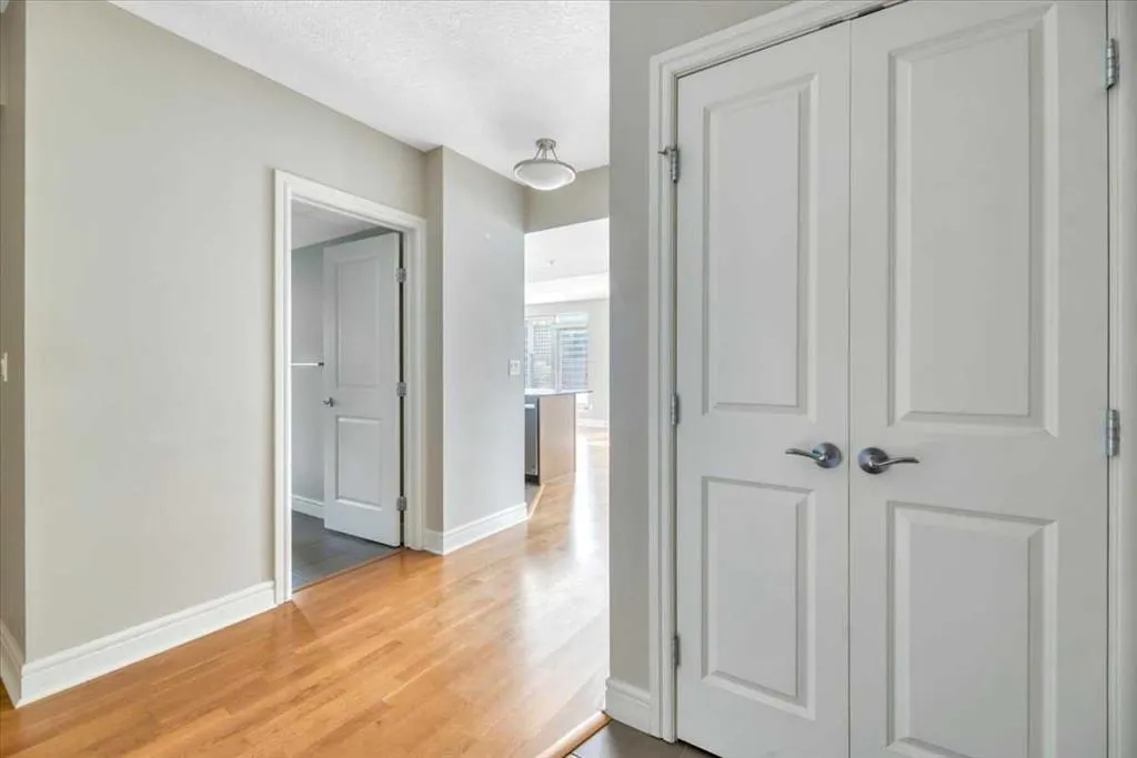 910 5 Avenue SW #1607