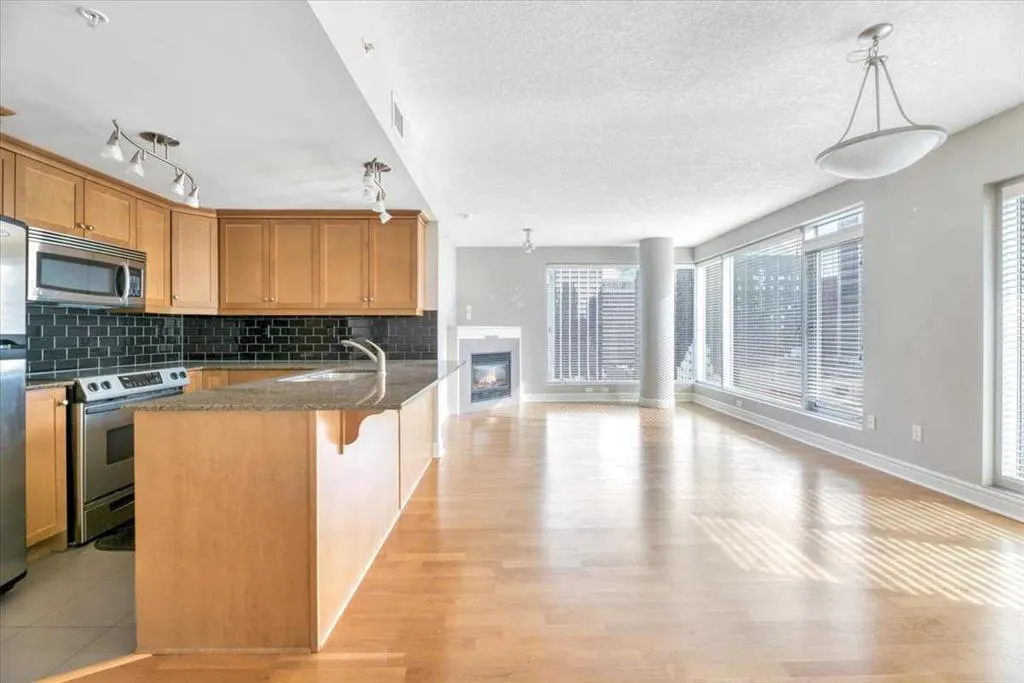 910 5 Avenue SW #1607