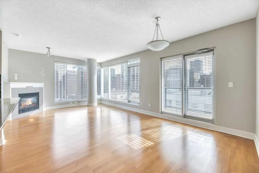 910 5 Avenue SW #1607