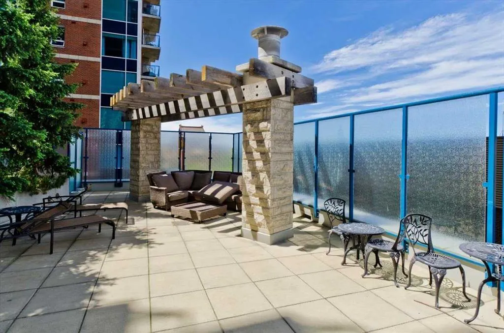 910 5 Avenue SW #1607
