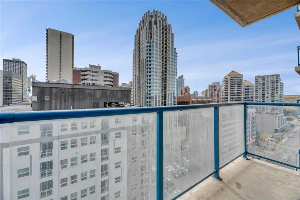 910 5 Avenue SW #1607