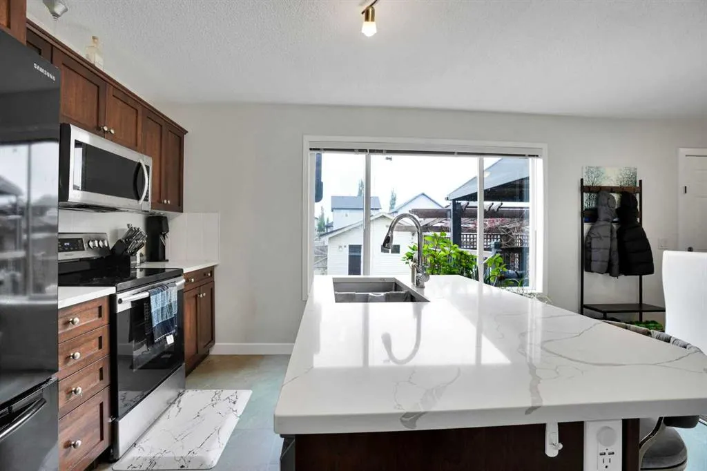 133 Luxstone Place