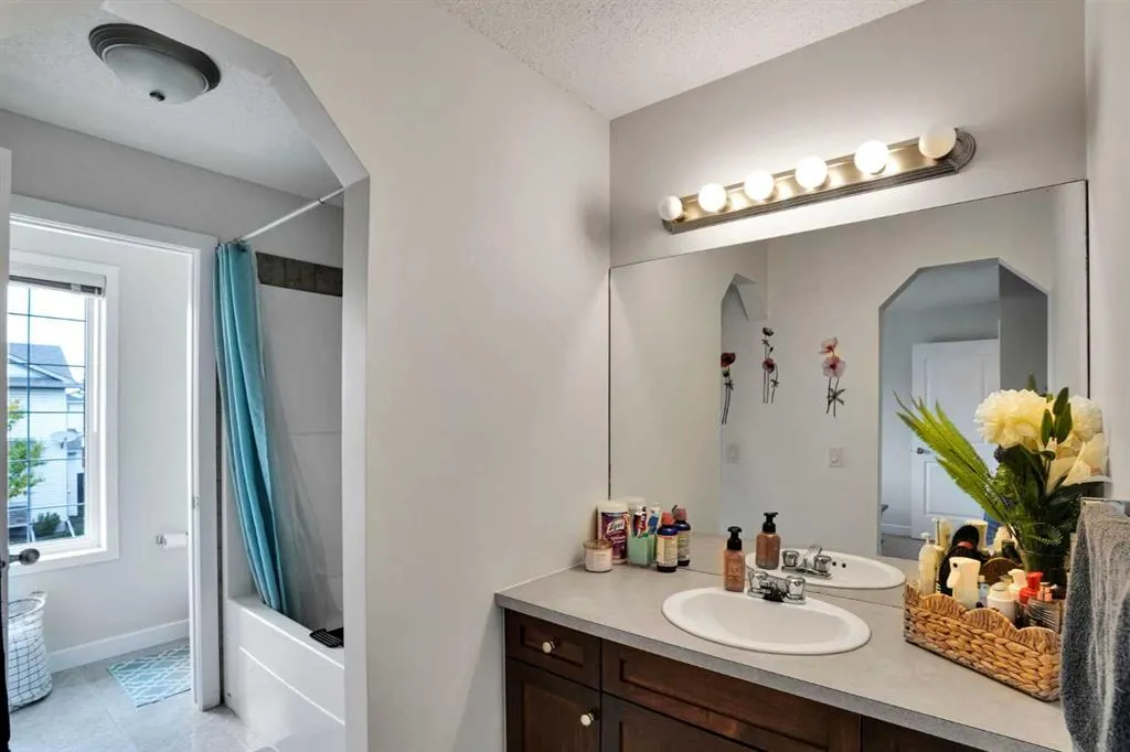 133 Luxstone Place