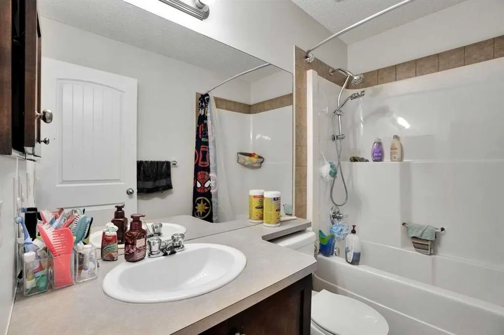 133 Luxstone Place