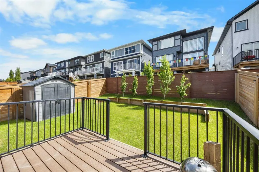 48 Carringvue Street NW