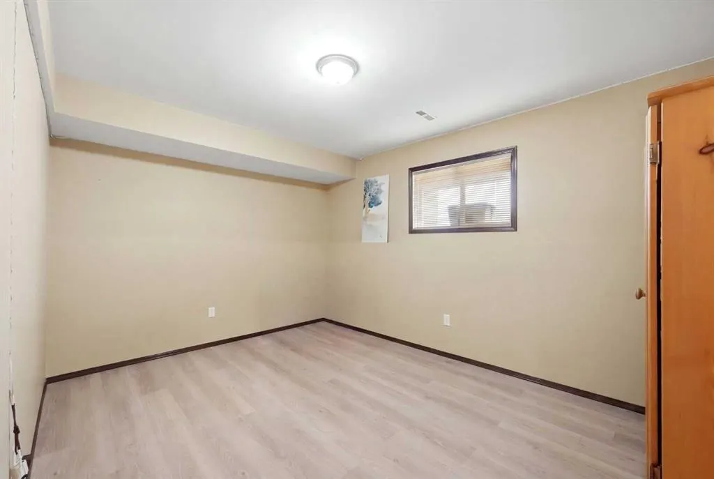 96 Hinshaw Drive