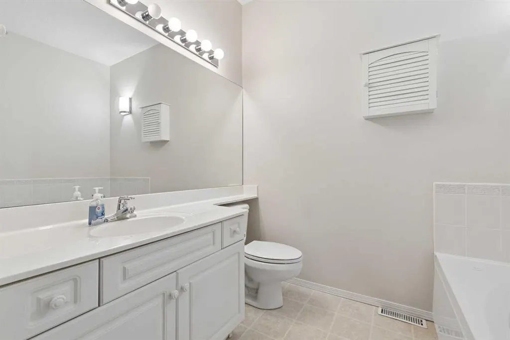 54 Shannon Estates Terrace SW