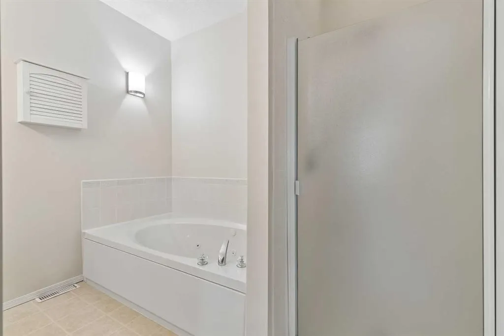 54 Shannon Estates Terrace SW