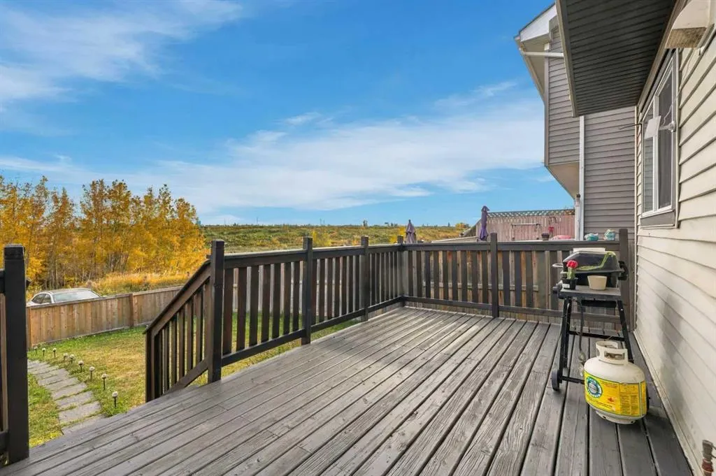144 Elgin Meadows View SE