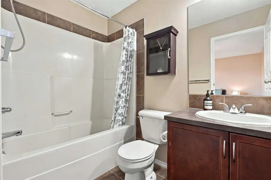 144 Elgin Meadows View SE