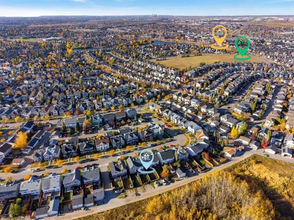 144 Elgin Meadows View SE