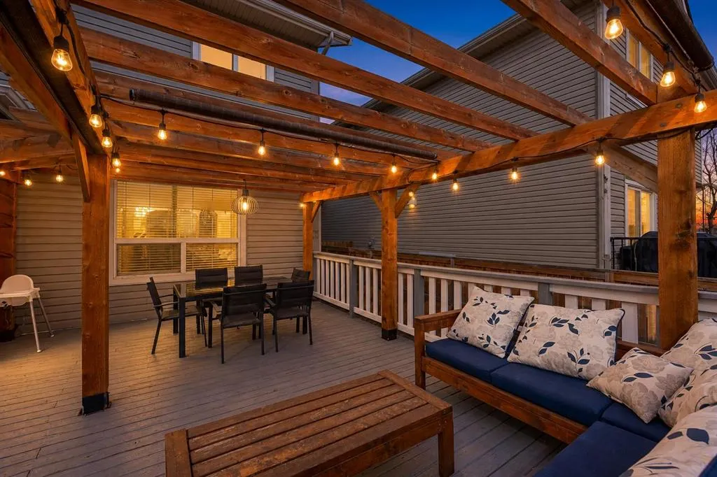 462 Williamstown Green NW