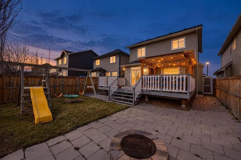 462 Williamstown Green NW