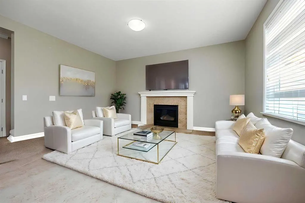 462 Williamstown Green NW