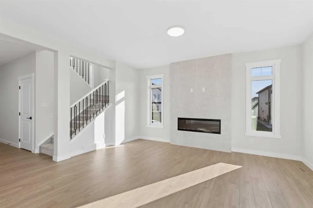 51 Bridgeport Circle