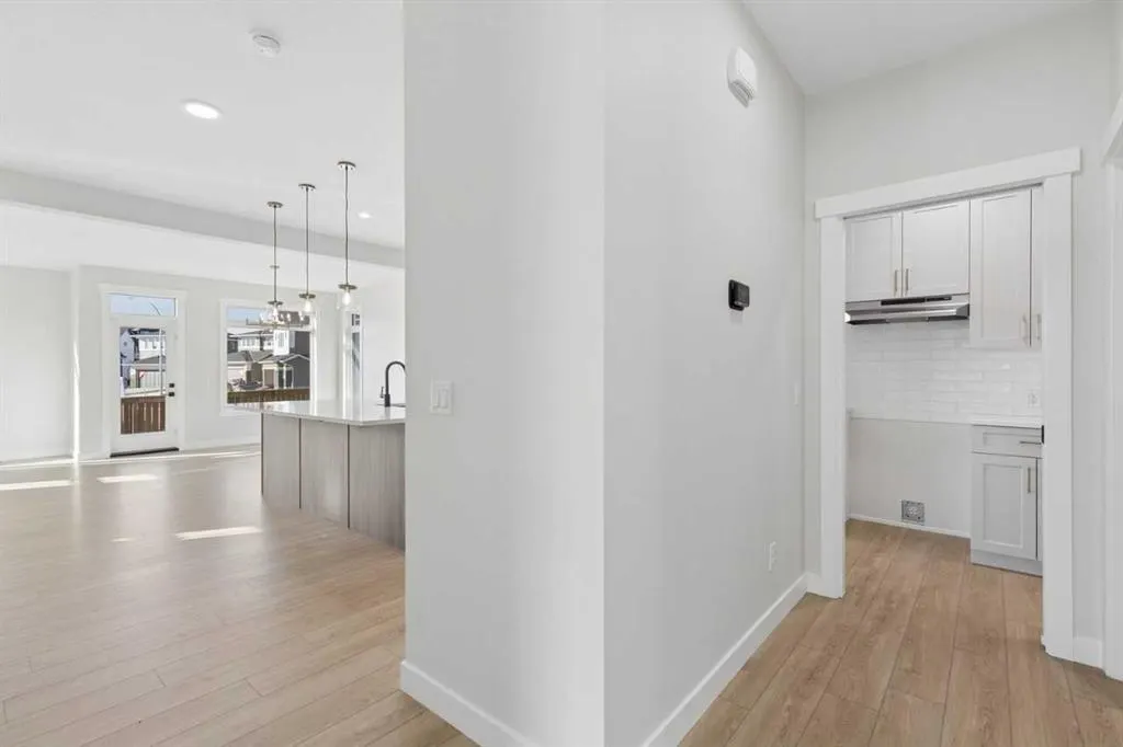 51 Bridgeport Circle