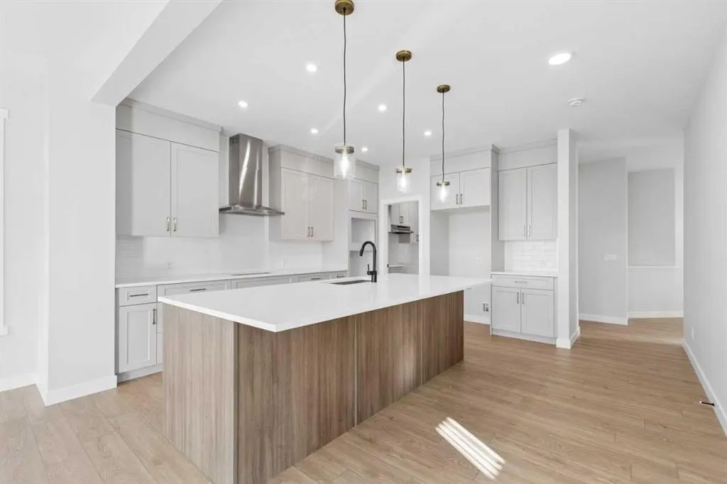 51 Bridgeport Circle