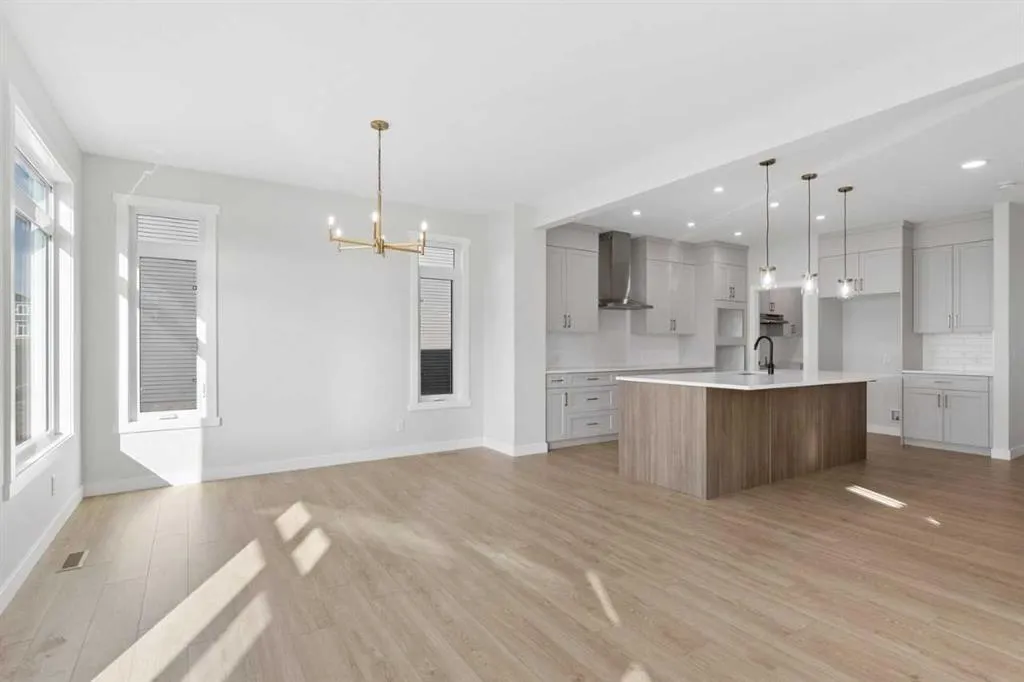 51 Bridgeport Circle
