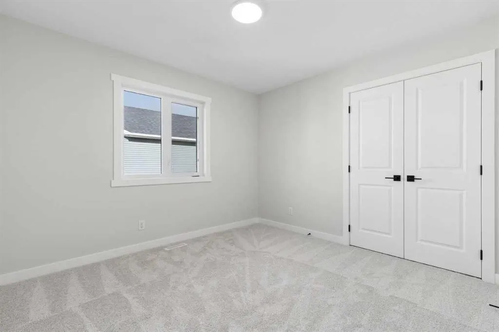51 Bridgeport Circle
