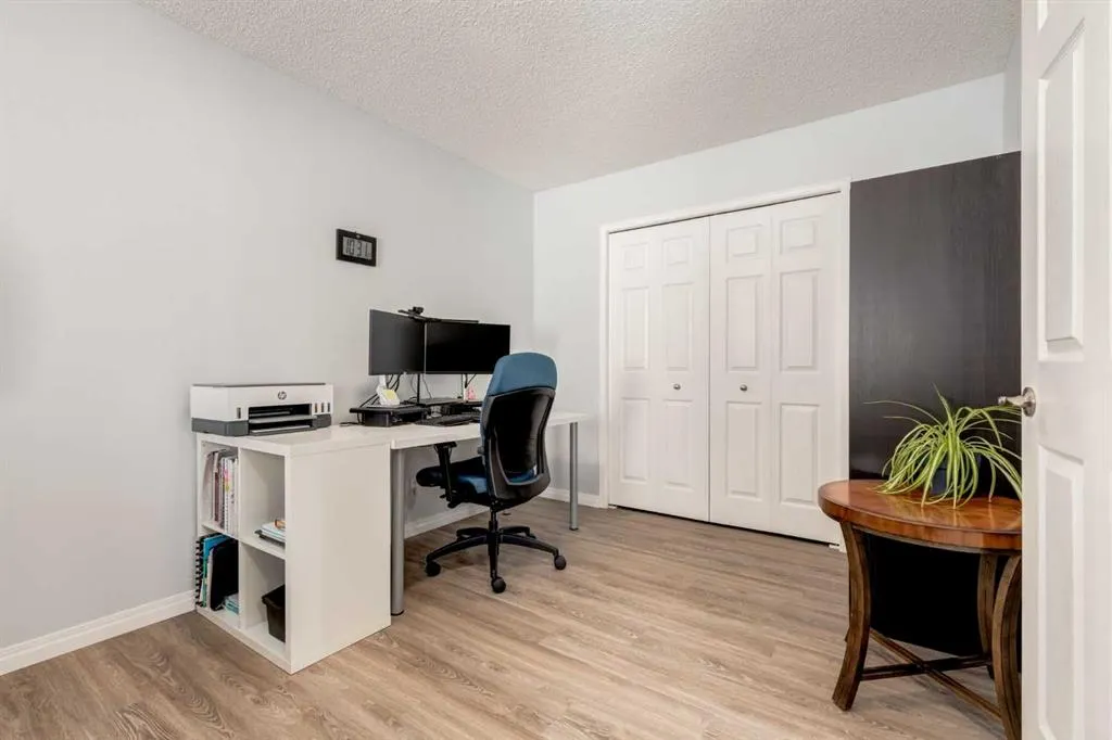 2013 24 Street SW #2