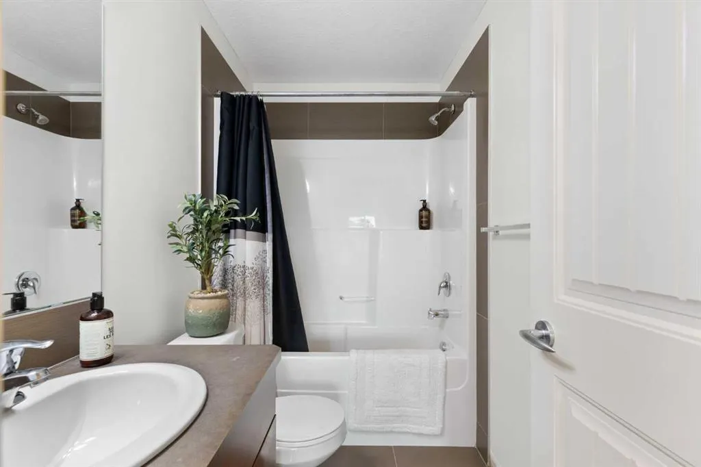 175 Panatella Hill #2417
