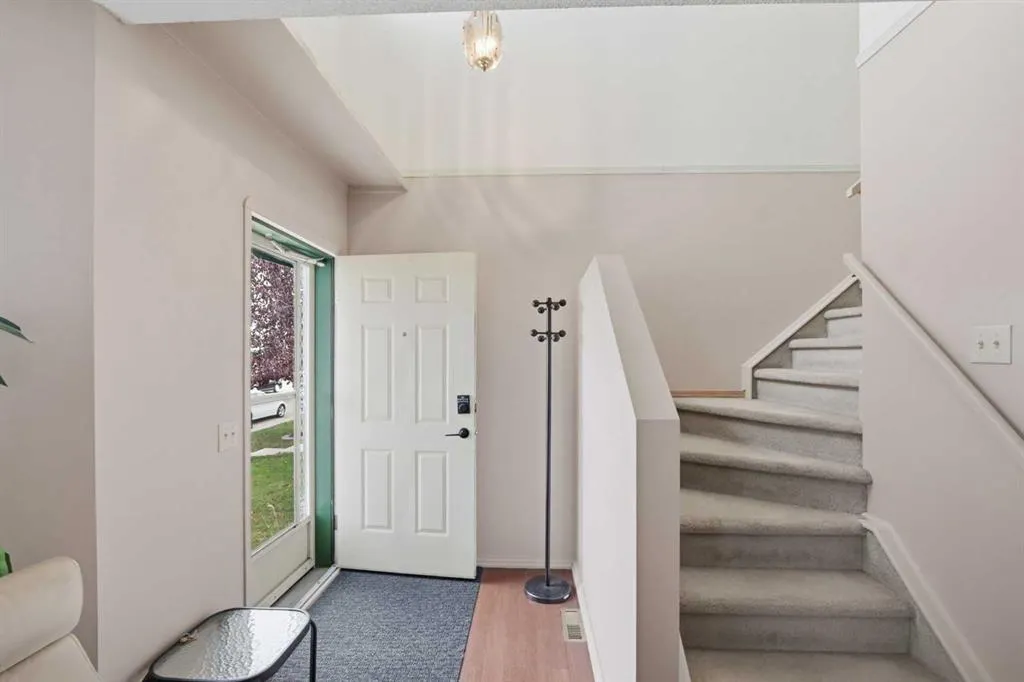 37 Appleside Close SE