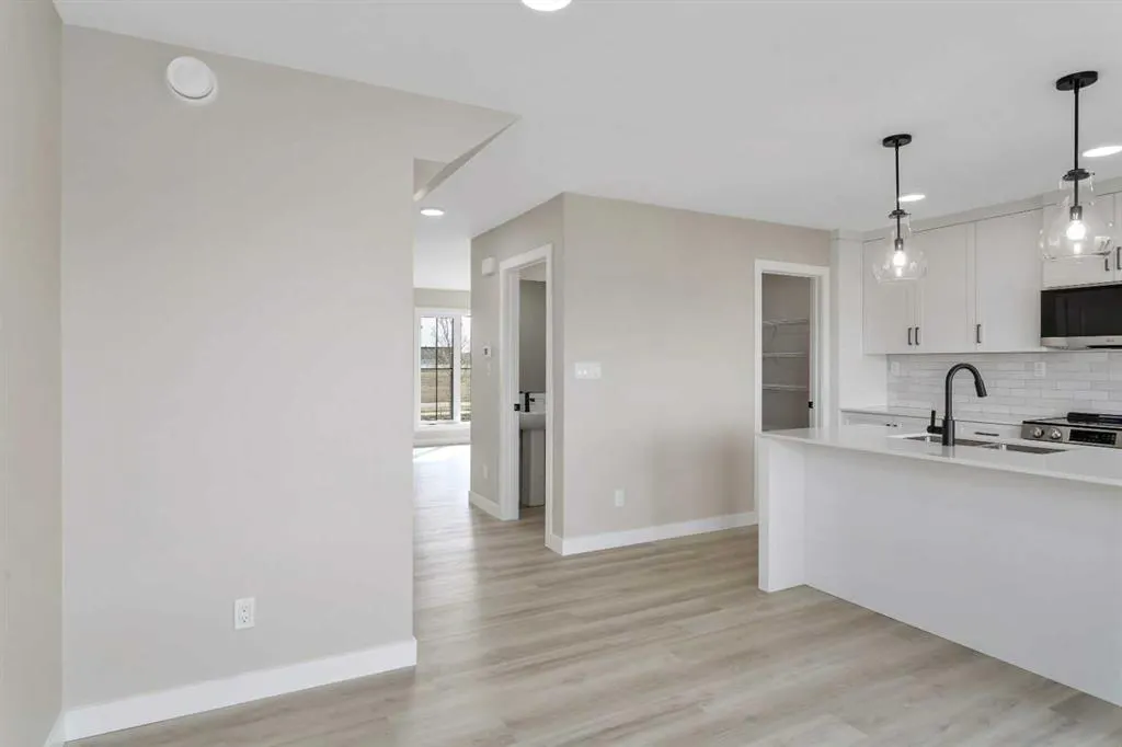 36 Station Drive