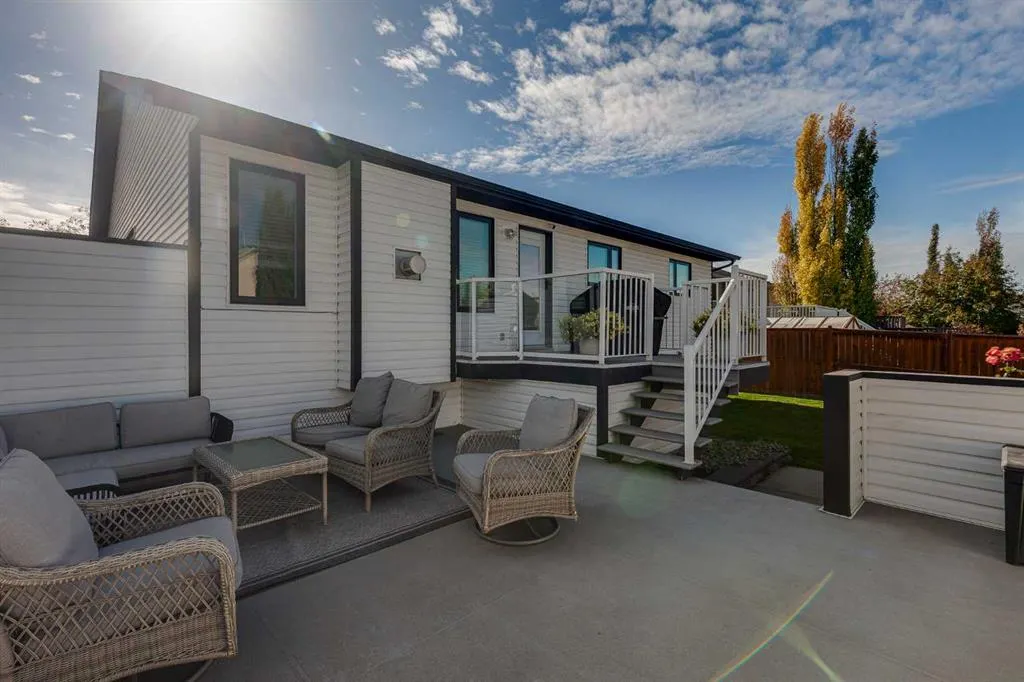 14 Kingston Drive