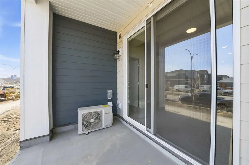 47 Creekview Gardens SW #1105