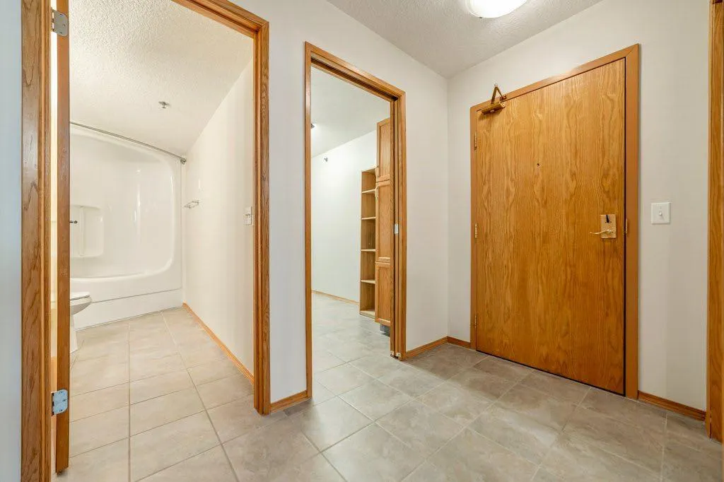 75 1 Avenue S #416