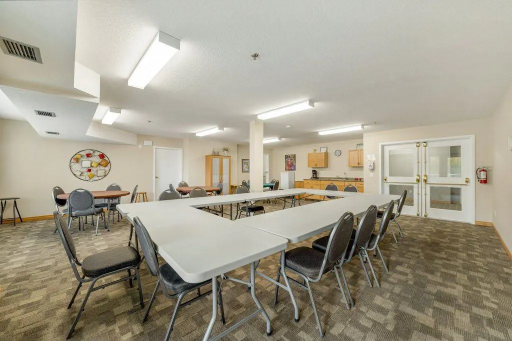 75 1 Avenue S #416