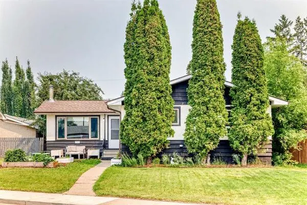 3313 42A Avenue Close