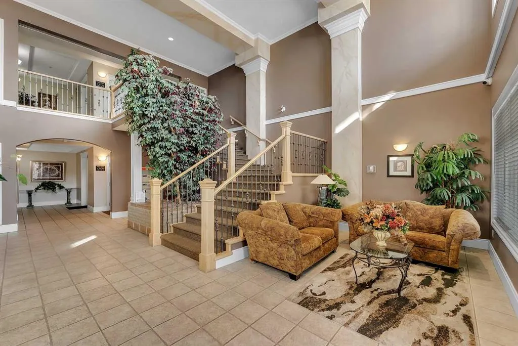 1010 Arbour Lake Road NW #1109