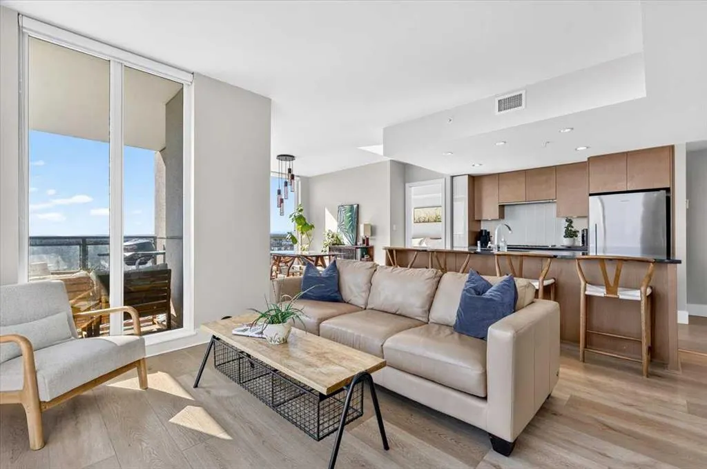 1111 10 Street SW #2406
