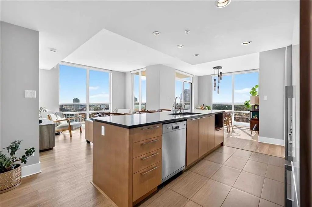 1111 10 Street SW #2406