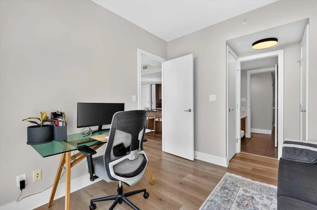 1111 10 Street SW #2406