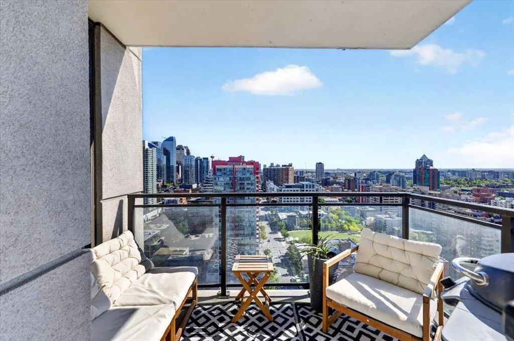 1111 10 Street SW #2406