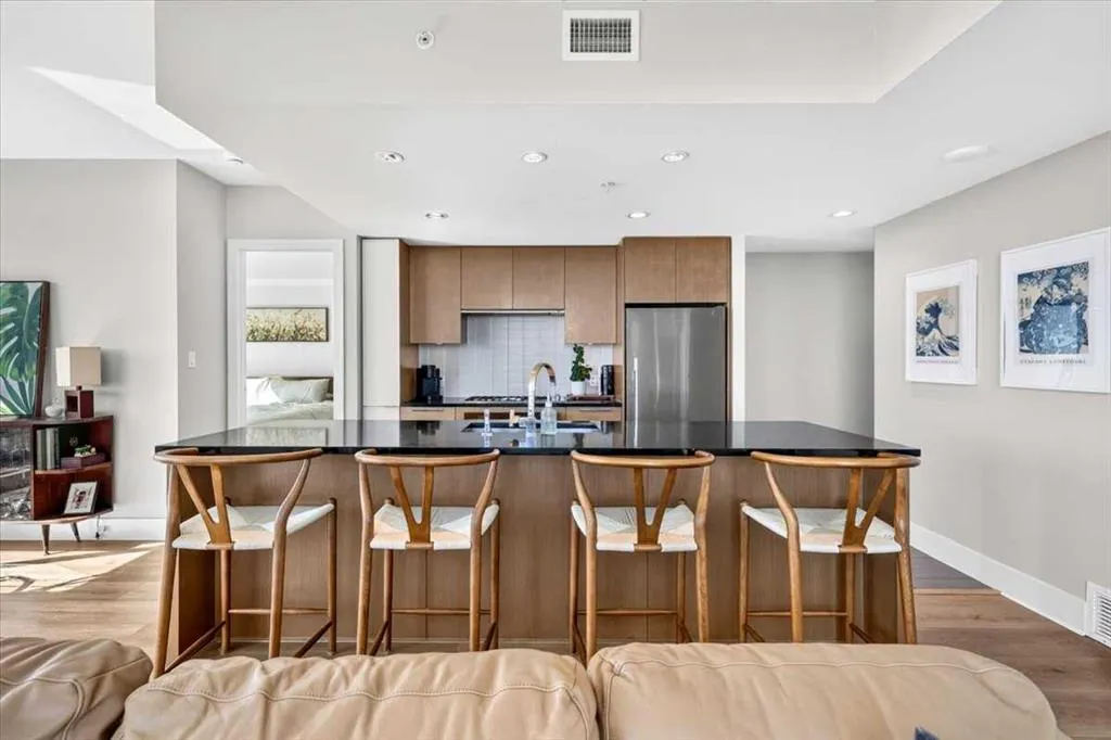 1111 10 Street SW #2406