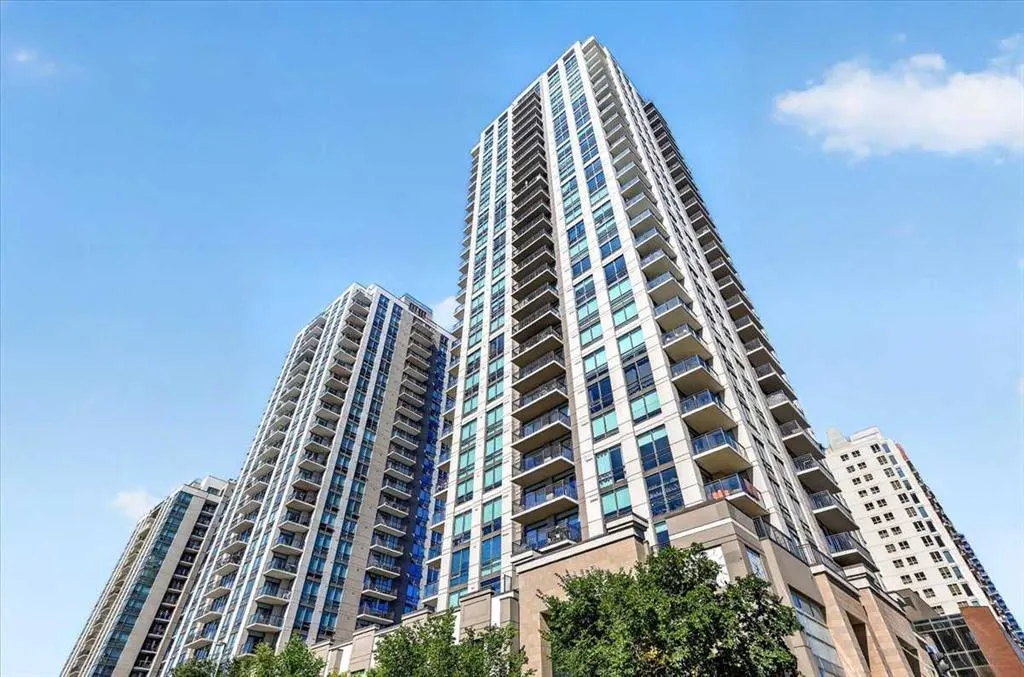 1111 10 Street SW #2406