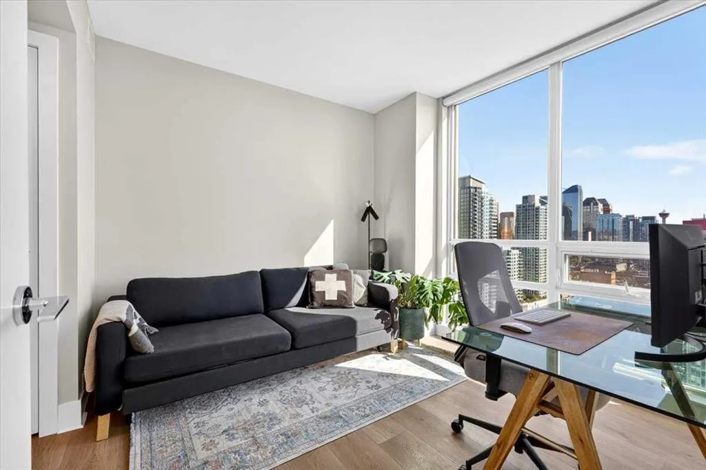 1111 10 Street SW #2406