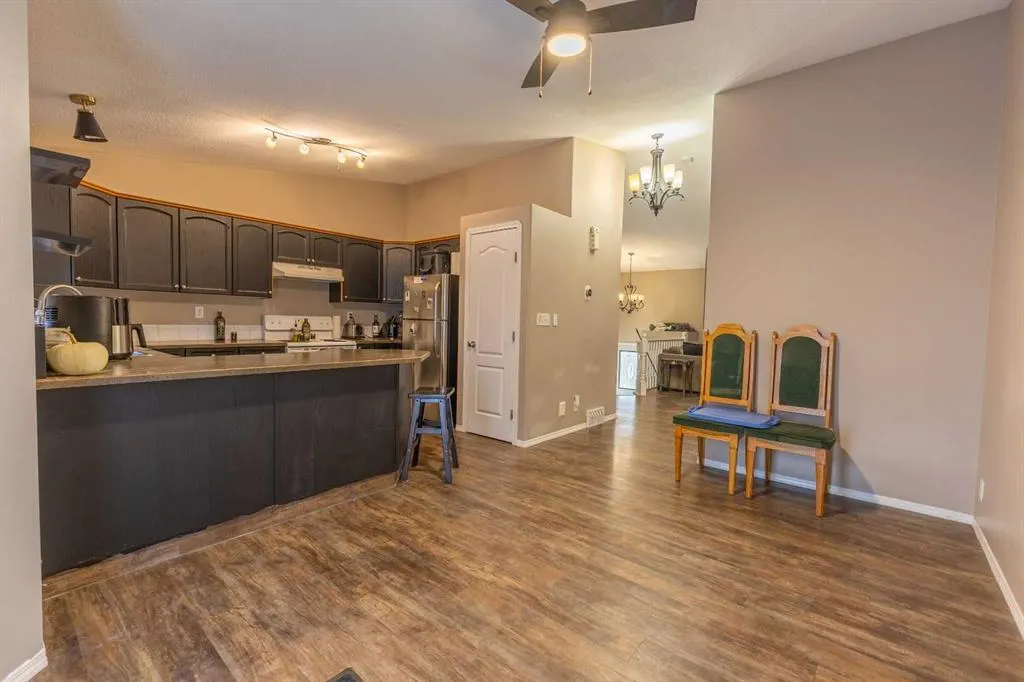 4430 47 Avenue