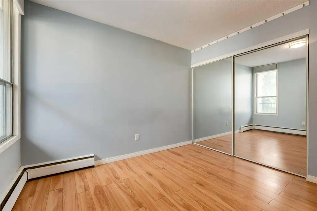 715 15 Avenue SW #303