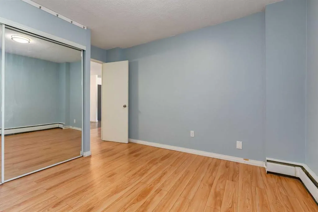 715 15 Avenue SW #303