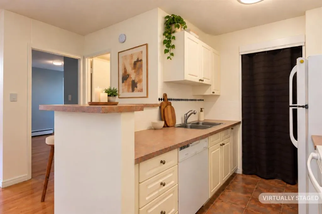 715 15 Avenue SW #303