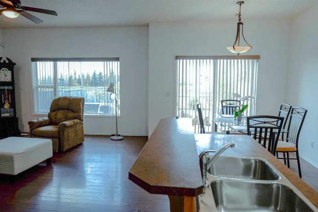 13 Tuscany Ridge Mews NW
