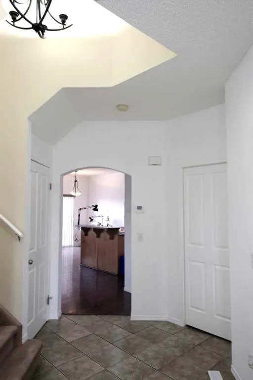 13 Tuscany Ridge Mews NW